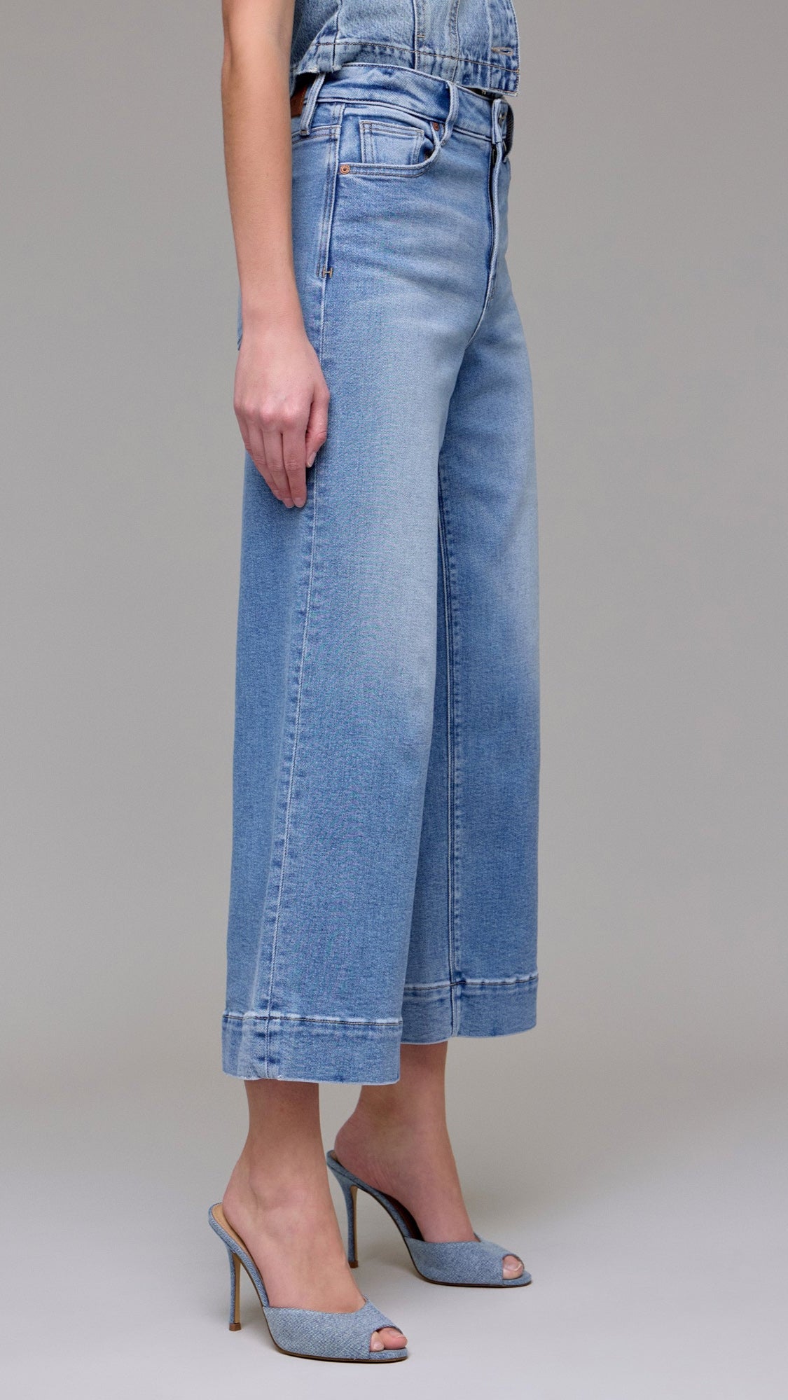 NORI WIDE LEG CLEAN HEM