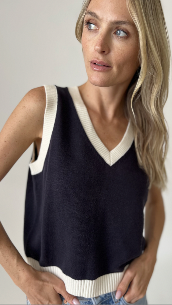 VIVIAN VEST