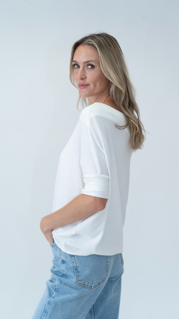 SHORT SLEEVE ANYWHERE TOP