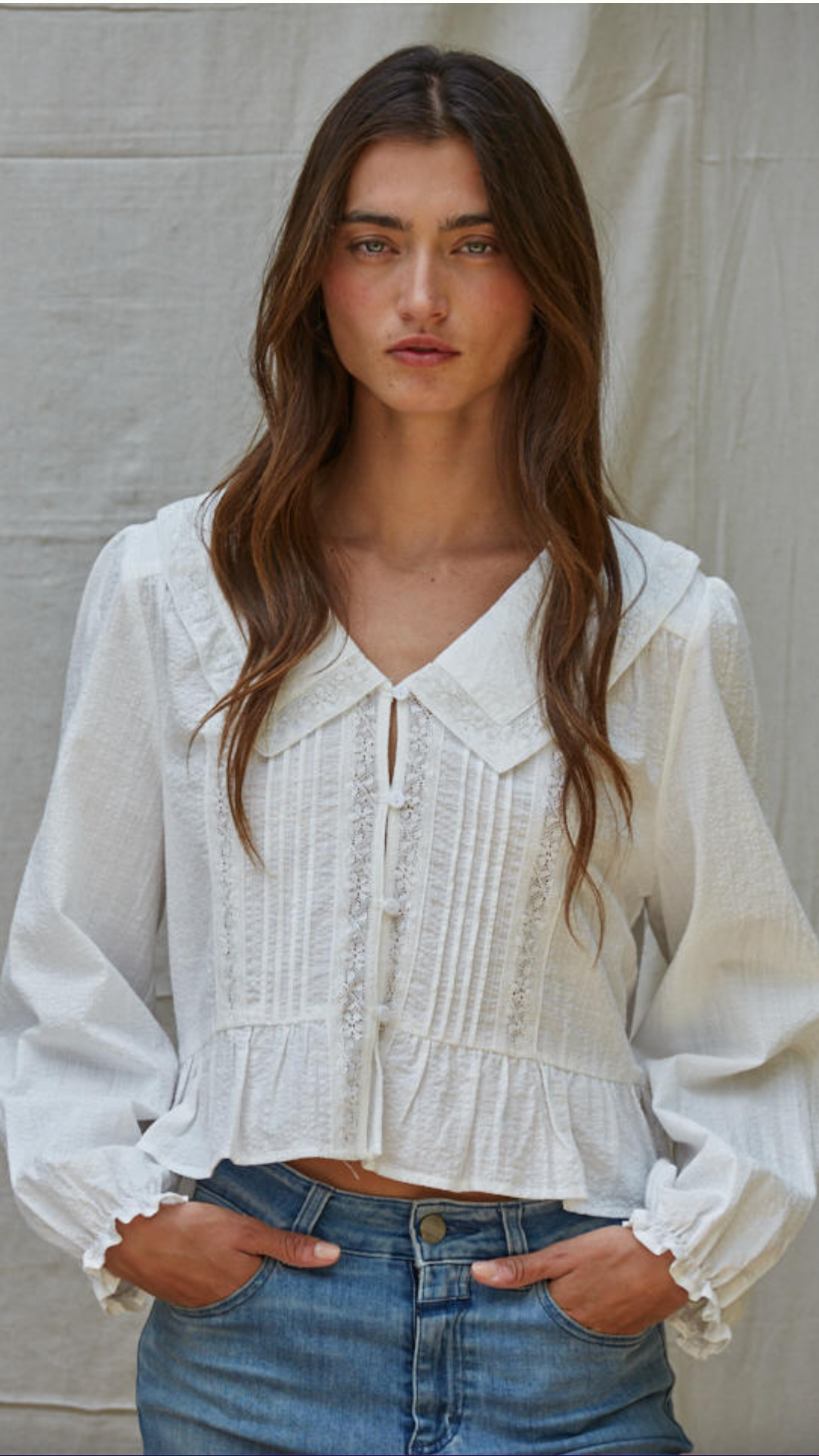 KAIA LACE BLOUSE