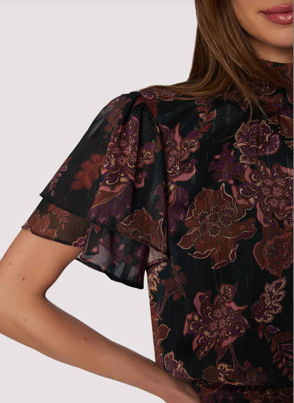 WHISPERS OF BOHEMIA TOP