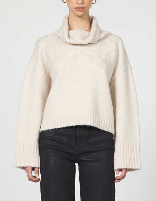 EVANGELINE SWEATER TURTLENECK