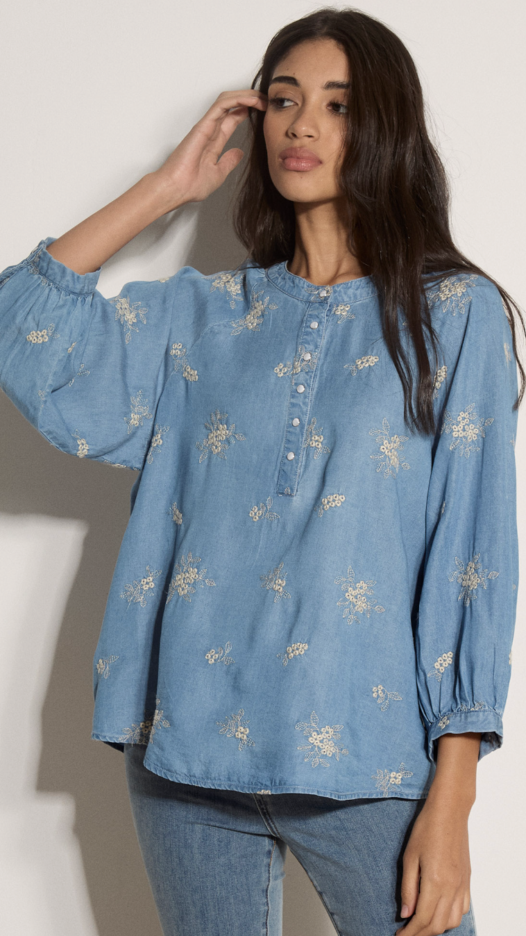 DIELIA EMBROIDERED BLOUSE
