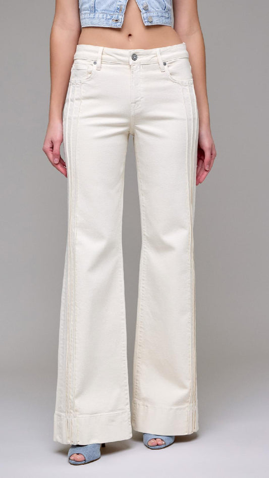 MID-RISE FLARE JEAN