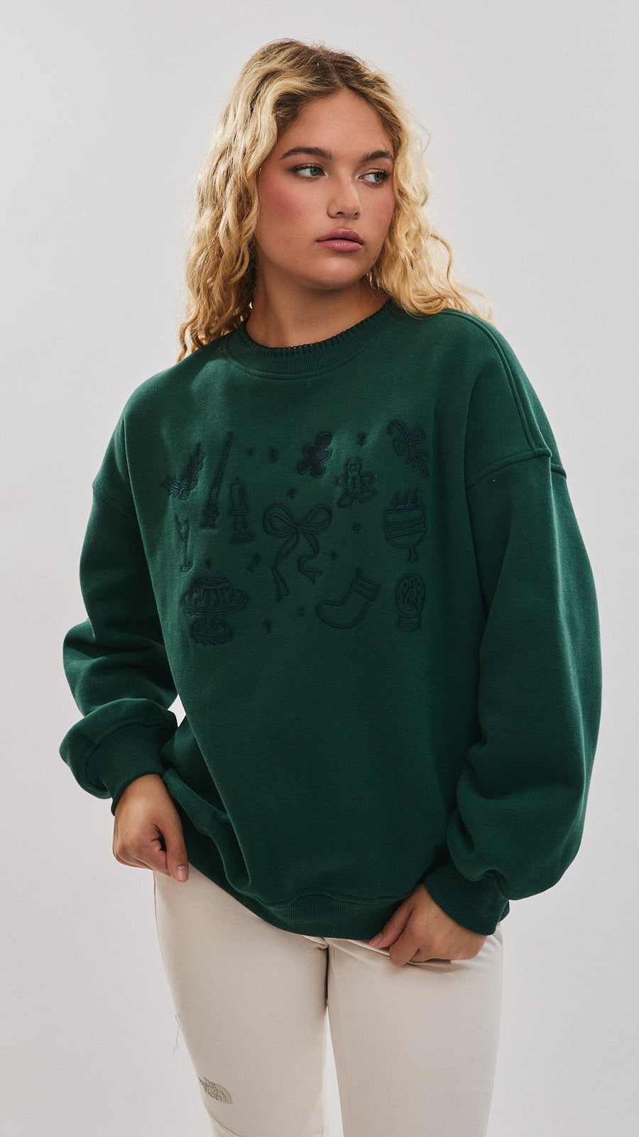 COZY CHRISTMAS SWEATSHIRT