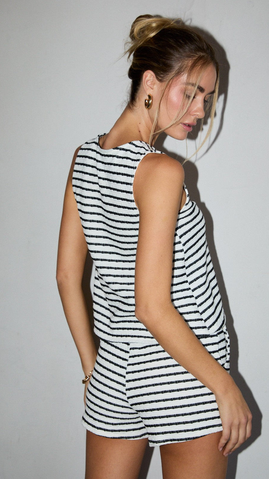COASTAL STRIPED TOP