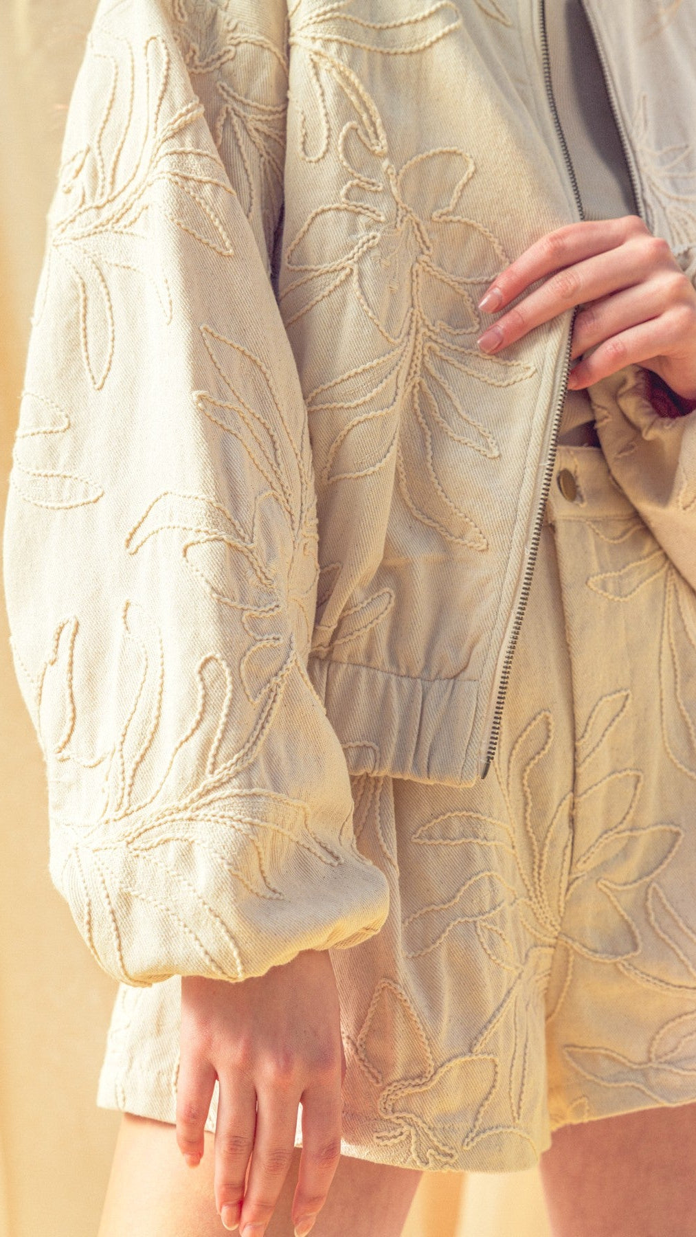 FLORAL JACQUARD JACKET