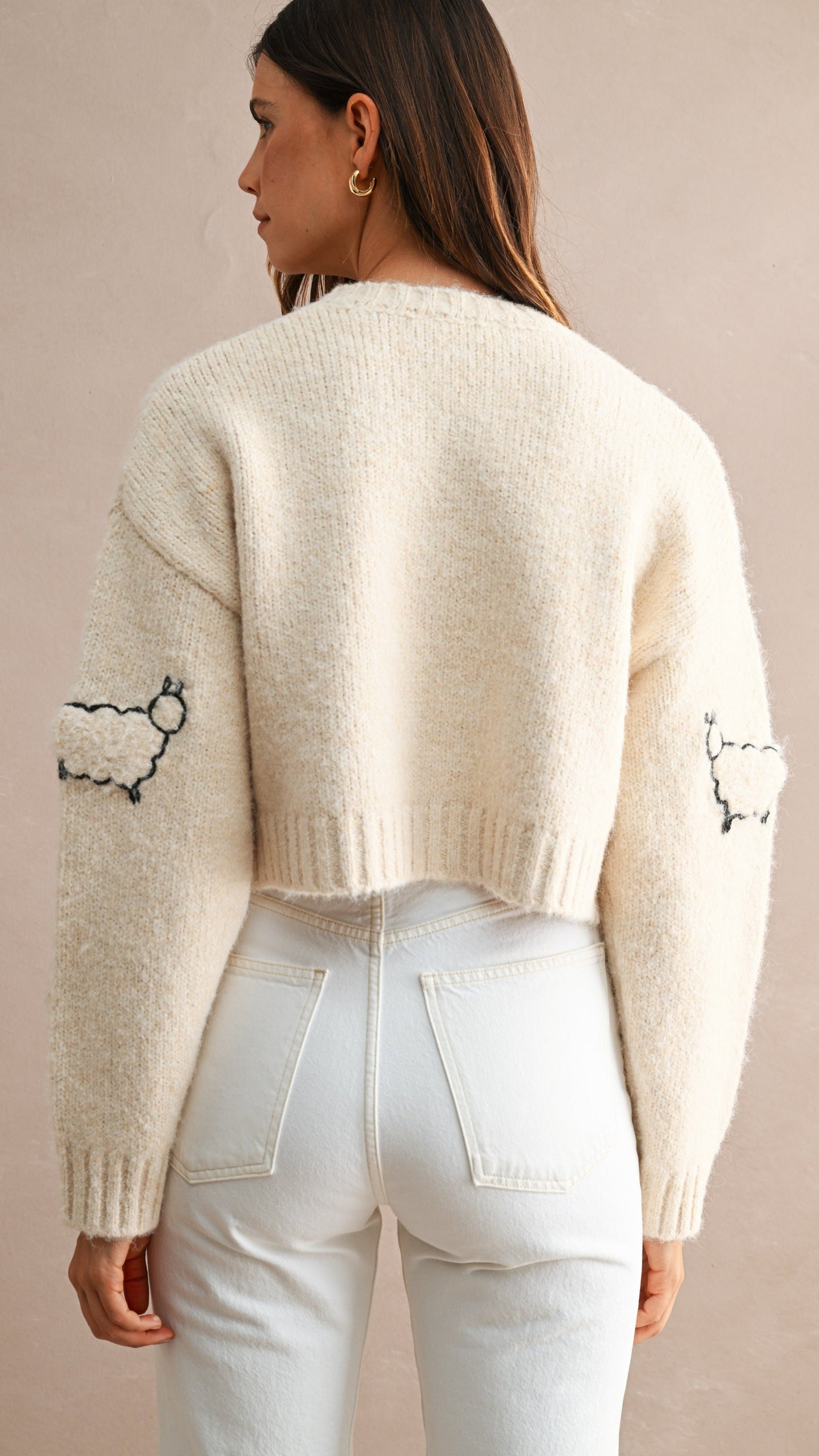 SHEEP EMROIDERED SWEATER