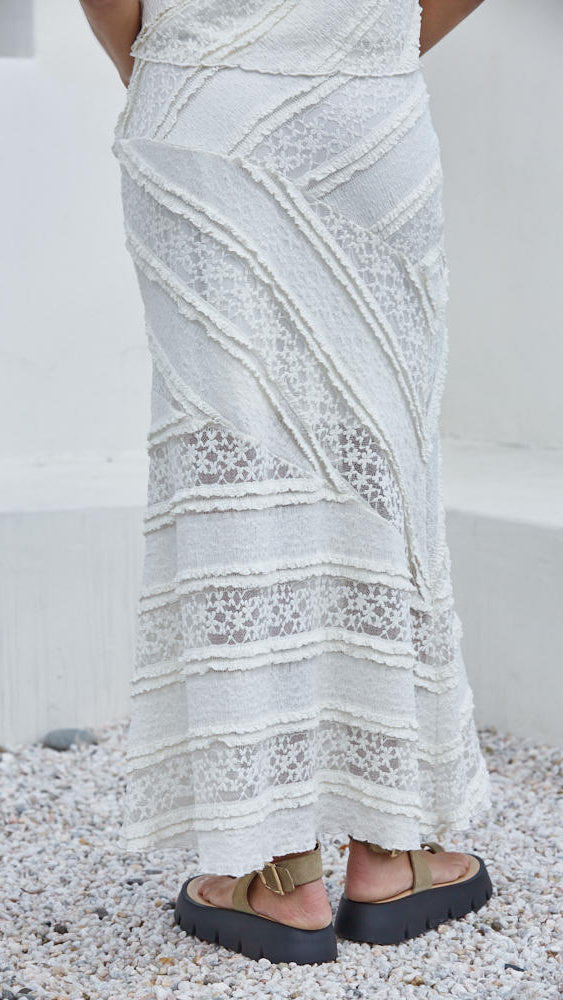 ARYA LACE SKIRT