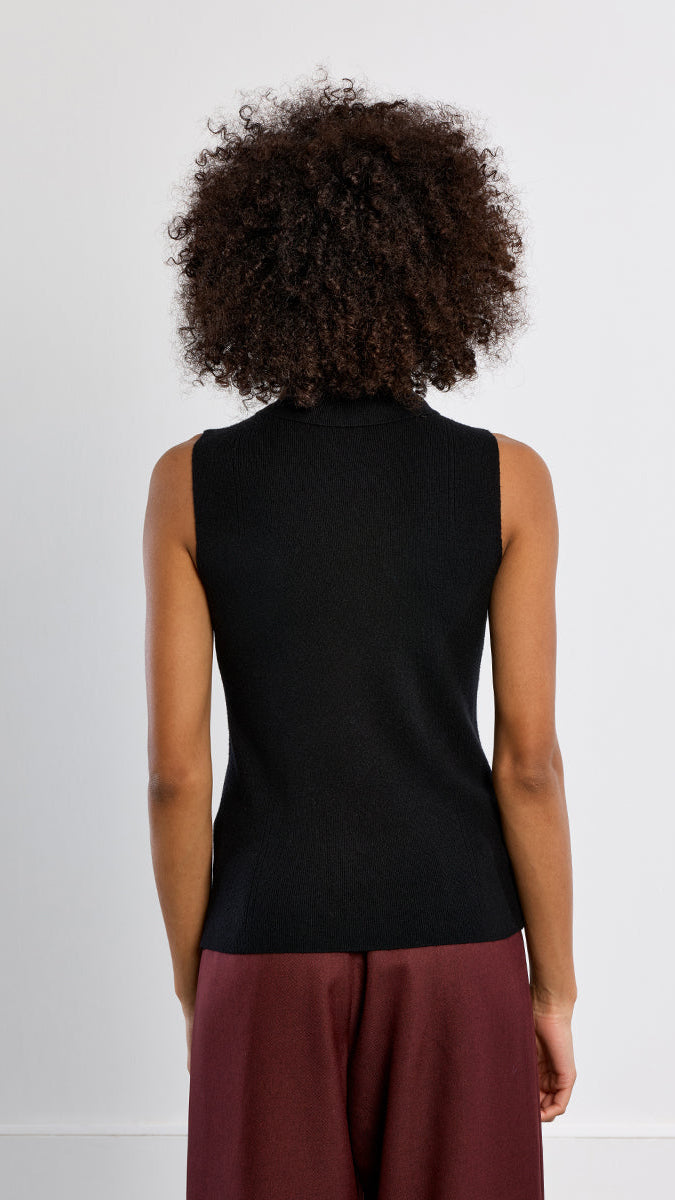 LAURA MOCK NECK