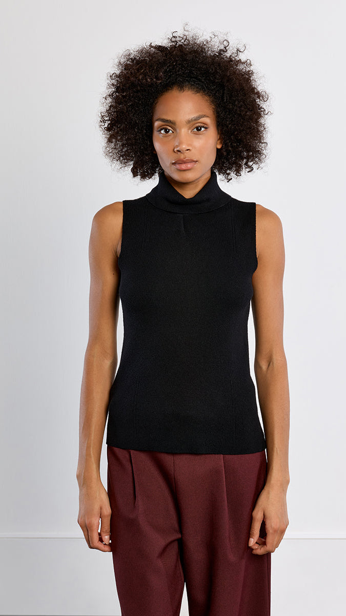 LAURA MOCK NECK