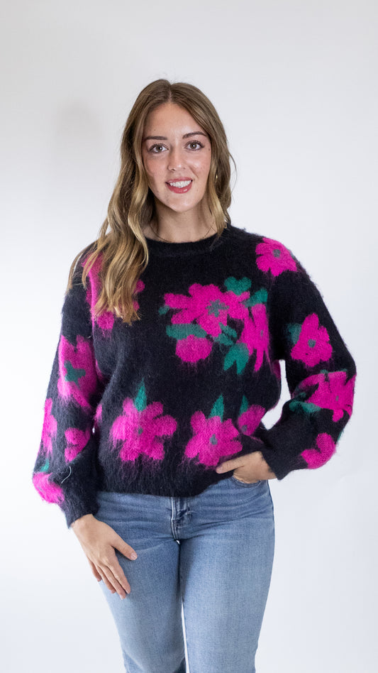 AMELIA FLOWER SWEATER