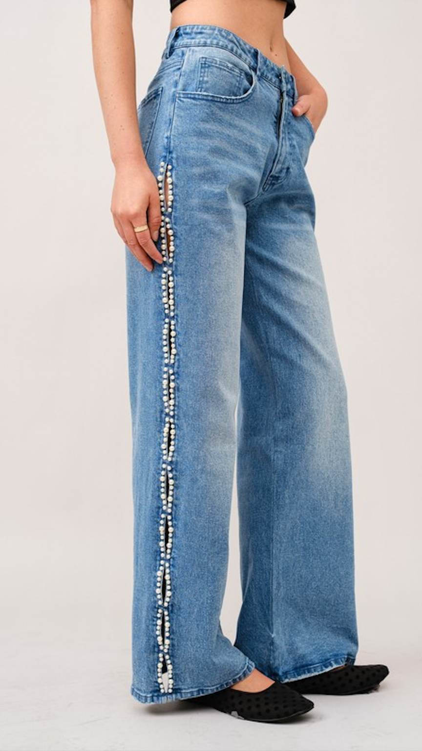 DENIM AND PEARLS JEAN