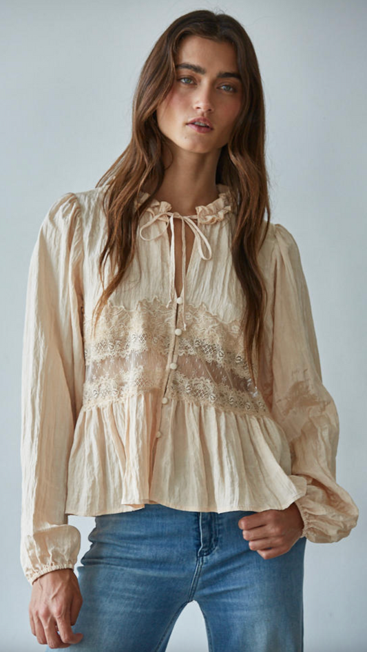 FINN LACE TOP