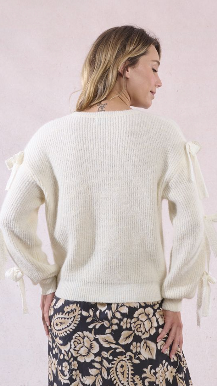 FREYA BOW SWEATER