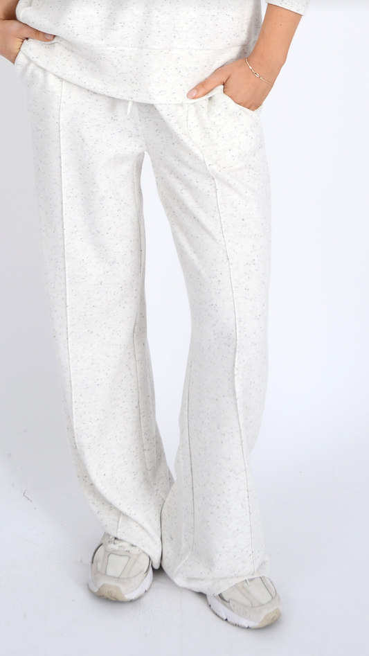 PRIDA WIDE LEG SWEATPANT
