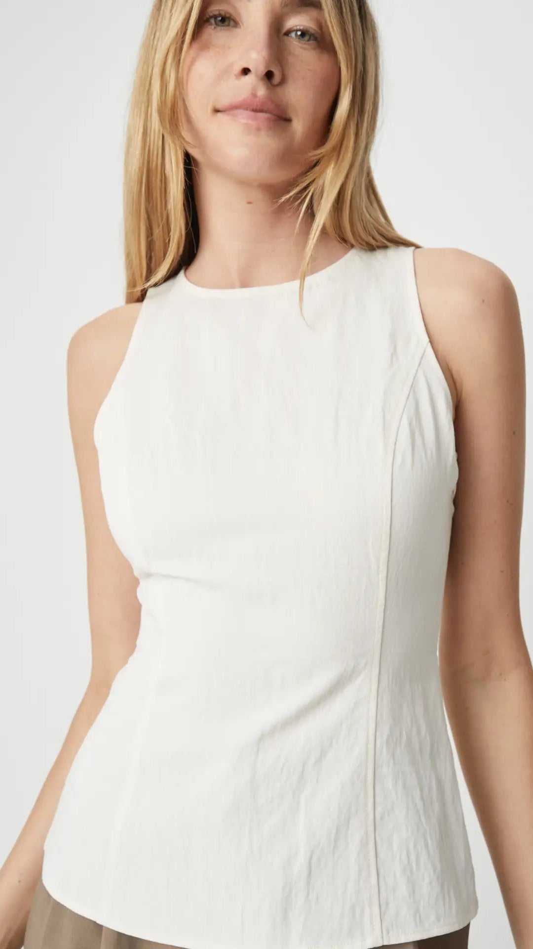 JODI TOP